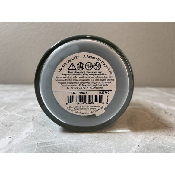 NEW Yankee Candle Beach Walk 12.5 oz 40-50‎ hour Burn Time Blue - Picture 3 of 5